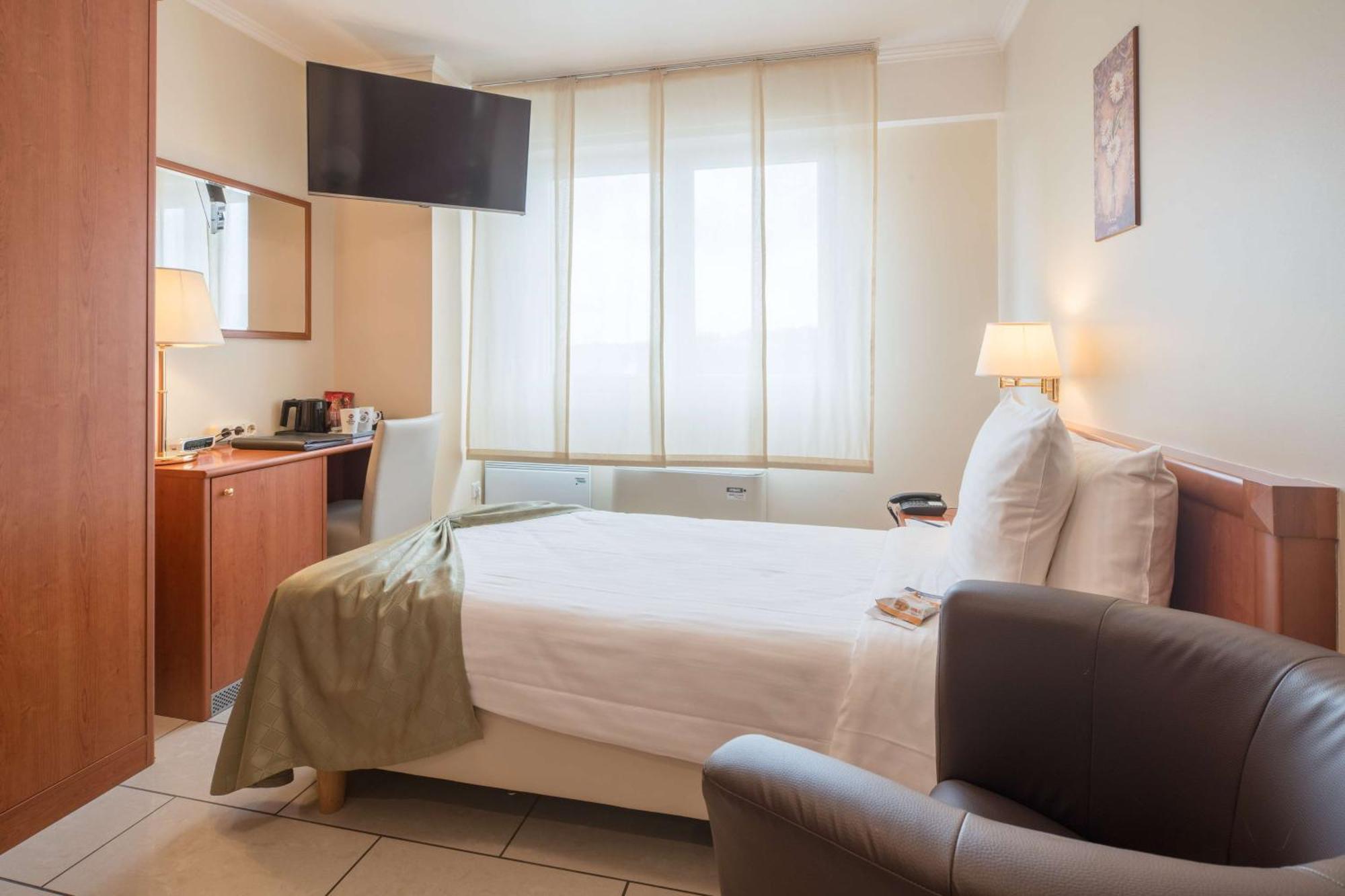 Best Western Plus Grand Hotel Victor Hugo Luxembourg Bagian luar foto