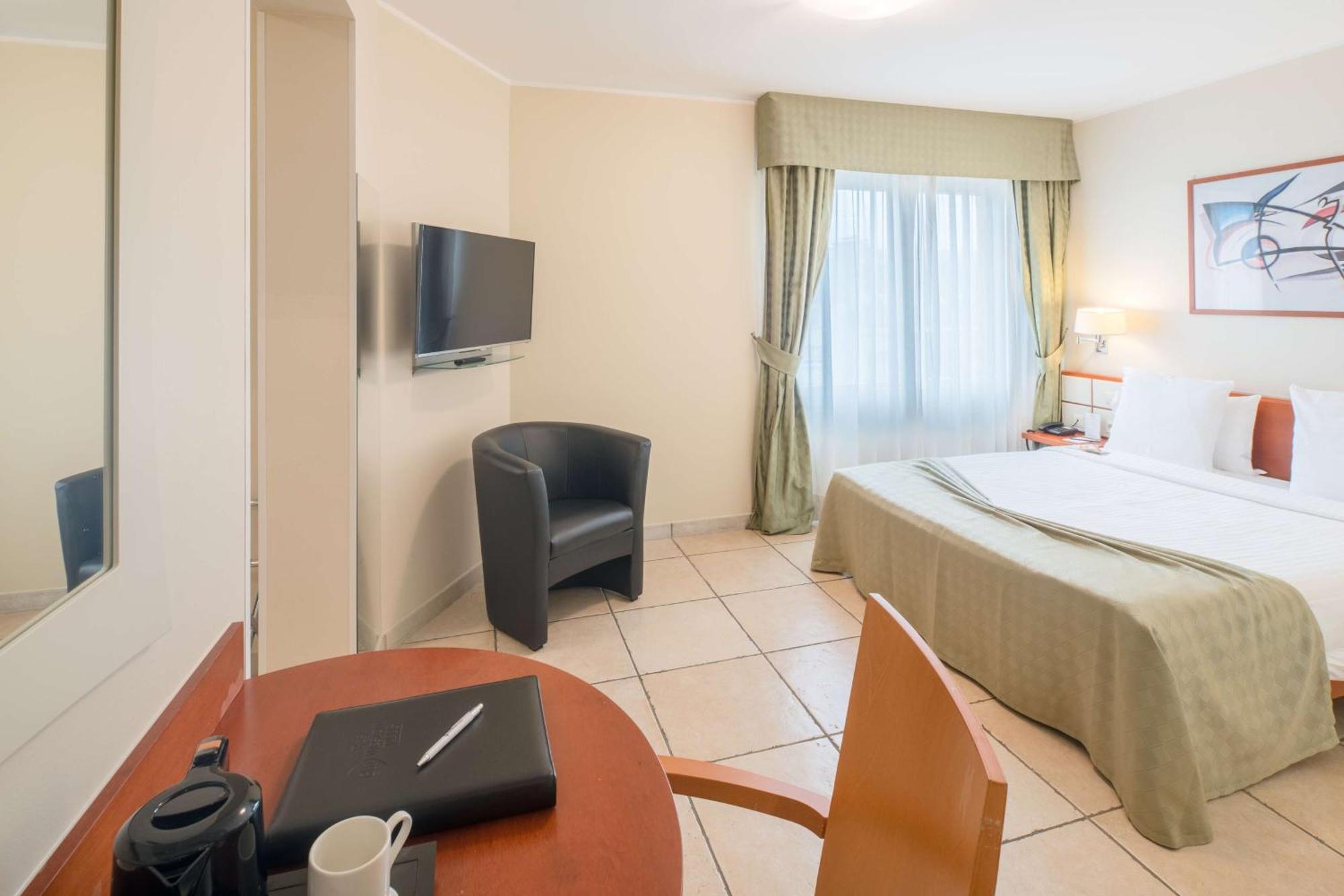 Best Western Plus Grand Hotel Victor Hugo Luxembourg Bagian luar foto